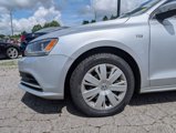 Used 2015 Volkswagen Jetta TDI SE image 2