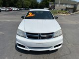 Used 2013 Dodge Avenger SE image 3