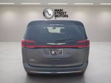 Used 2022 Chrysler Pacifica Touring-L image 4