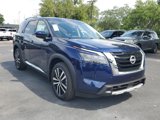 New 2025 Nissan Pathfinder Platinum image 3
