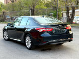 Used 2020 Toyota Camry LE image 3
