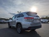 Used 2017 Toyota Highlander XLE image 4