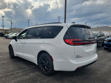 New 2025 Chrysler Pacifica Premium image 5