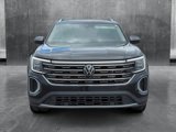 Used 2024 Volkswagen Atlas SEL image 2