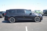 New 2025 Chrysler Pacifica Premium image 4