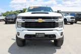 Used 2024 Chevrolet Silverado 2500 LT image 2