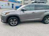 Used 2017 Toyota Highlander Limited Platinum image 5