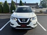 Used 2017 Nissan Rogue SV image 3