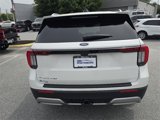 Used 2025 Ford Explorer Platinum image 4
