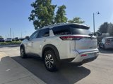 Used 2025 Nissan Pathfinder SL image 5