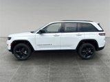New 2025 Jeep Grand Cherokee Altitude image 6