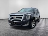Used 2017 Cadillac Escalade Luxury image 2