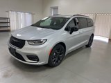New 2024 Chrysler Pacifica Touring-L w/ S Appearance Package image 4