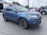 Used 2018 Ford Explorer XLT w/ Equipment Group 202A image 3