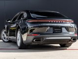Used 2025 Porsche Panamera image 3