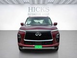 New 2025 INFINITI QX80 Luxe image 2