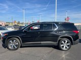 Used 2020 Chevrolet Traverse LT w/ LT Premium Package image 2