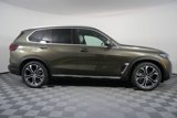 Used 2025 BMW X5 xDrive50e image 2