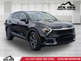 Used 2025 Kia Sportage EX image 2