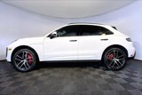Used 2023 Porsche Macan S image 2