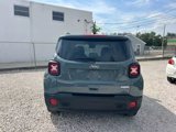 Used 2018 Jeep Renegade Latitude w/ Popular Equipment Group image 6