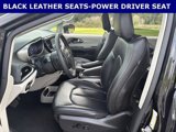 Certified 2023 Chrysler Pacifica Touring-L image 3