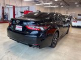 Used 2024 Toyota Camry SE image 3