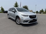 Certified 2023 Chrysler Pacifica Touring-L image 2