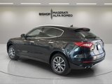 Used 2018 Maserati Levante GranLusso image 5