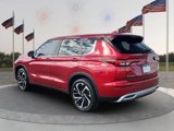 Used 2025 Mitsubishi Outlander SE image 5