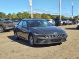 Certified 2025 Hyundai Elantra SE image 2