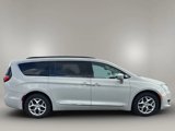 Used 2017 Chrysler Pacifica Touring-L w/ Tire & Wheel Group image 6