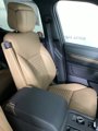 Used 2024 Land Rover Discovery Dynamic SE image 3