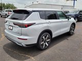New 2025 Mitsubishi Outlander SE image 4