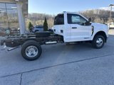 New 2025 Ford F350 XLT image 4