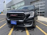 Used 2023 GMC Terrain SLE w/ Driver Convenience Package image 4