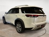 New 2025 Nissan Pathfinder SL image 5