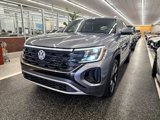Used 2024 Volkswagen Atlas Cross Sport SE image 2