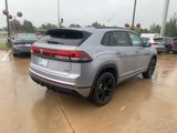 New 2025 Volkswagen Atlas Cross Sport SEL R-Line image 4
