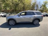 New 2025 Nissan Pathfinder SL w/ SL Premium Package image 2