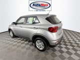 Used 2024 Hyundai Venue SE image 5