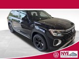 New 2025 Volkswagen Atlas Peak Edition SE image 1