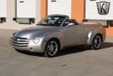 Used 2005 Chevrolet SSR w/ Preferred Equipment Group image 2
