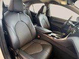 Used 2023 Toyota Camry SE image 2