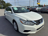 Used 2018 Nissan Altima 2.5 S w/ S Convenience Package image 3