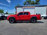 Used 2022 Nissan Frontier PRO-4X image 2