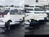 New 2026 Kia Carnival LXS image 4