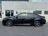 Used 2020 Toyota Camry SE image 2