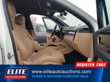 Used 2023 Porsche Cayenne image 5