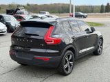 Used 2021 Volvo XC40 T5 R-Design image 5